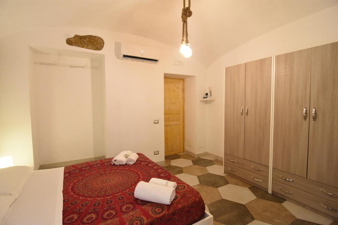 Un Salto A Napoli Apartamento Exterior foto